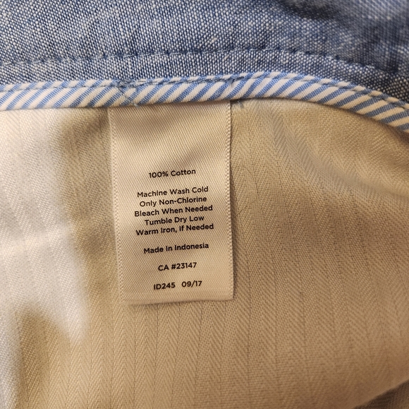 EUC. Talbots Curvy Perfect Crop Pants in Blue Chambray, Size 12 - Picture 6 of 6